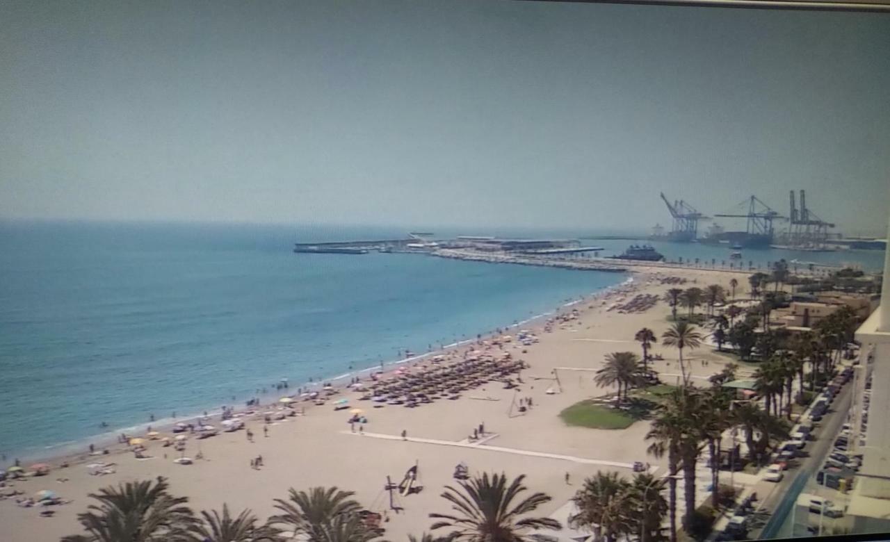 דירות מאלגה Malagueta Beach מראה חיצוני תמונה